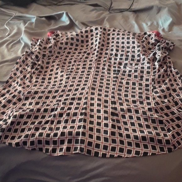 Button down shirt - Picture 3 of 3